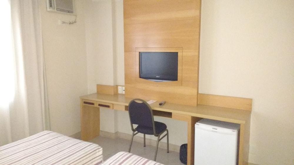 Hotel Atlantico Tower Rio de Janeiro Exterior foto A room at the hotel