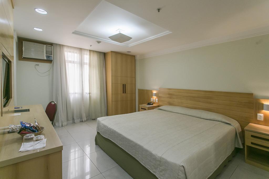Hotel Atlantico Tower Rio de Janeiro Exterior foto A room at the hotel
